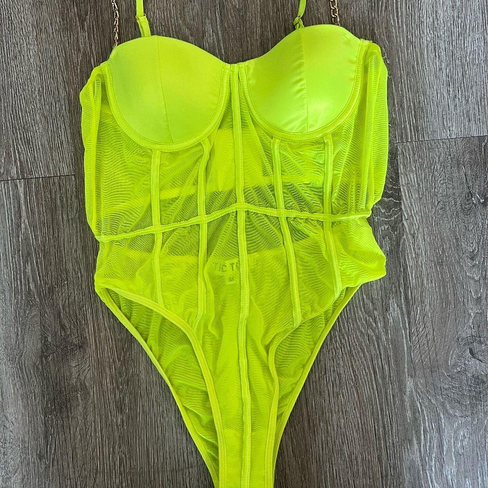 Fashion Nova Bodysuit